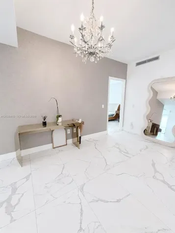 2900 NE 7th Avenue Miami FL 33137