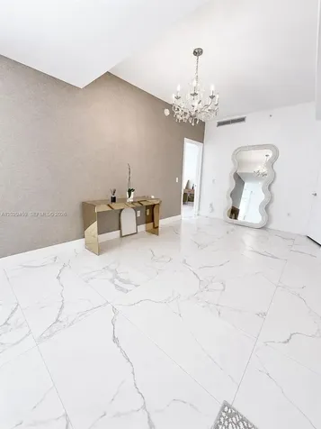 2900 NE 7th Avenue Miami FL 33137