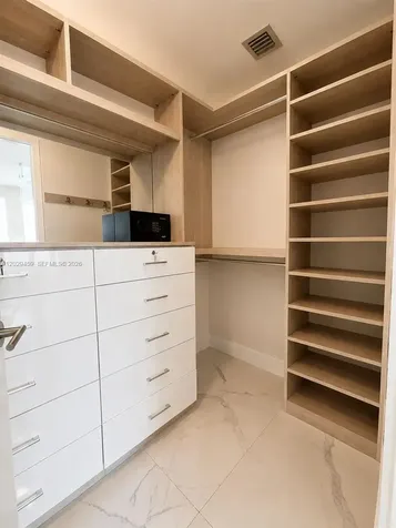 2900 NE 7th Avenue Miami FL 33137