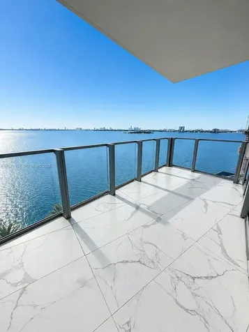 2900 NE 7th Avenue Miami FL 33137