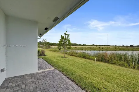 3766 Harborside Avenue Fort Pierce FL 34946