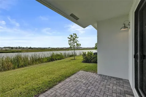 3766 Harborside Avenue Fort Pierce FL 34946