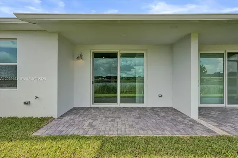 3766 Harborside Avenue Fort Pierce FL 34946