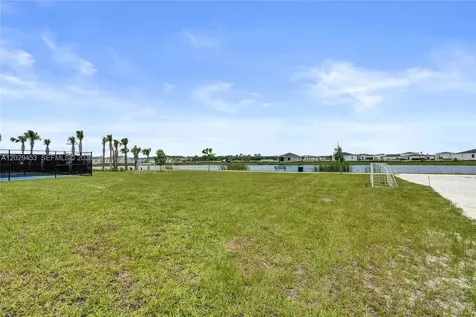 3766 Harborside Avenue Fort Pierce FL 34946