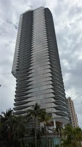 150 SE 25th Road Miami FL 33131