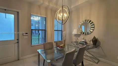 8441 NW 51st Terrace Doral FL 33166
