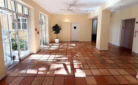 1255 Pennsylvania Avenue Miami Beach FL 33139
