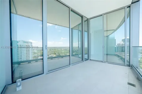 175 SE 25th Road Miami FL 33129
