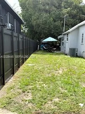 7640 NE 3rd Place Miami FL 33138