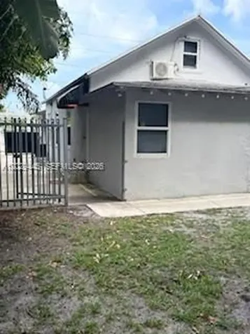 7640 NE 3rd Place Miami FL 33138