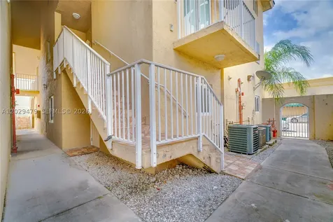 9 E 4th Street Hialeah FL 33010