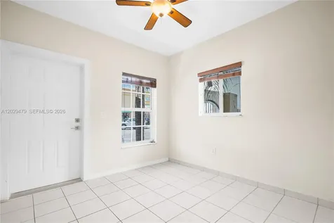 9 E 4th Street Hialeah FL 33010