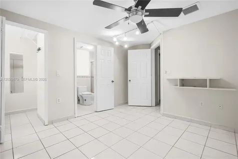9 E 4th Street Hialeah FL 33010