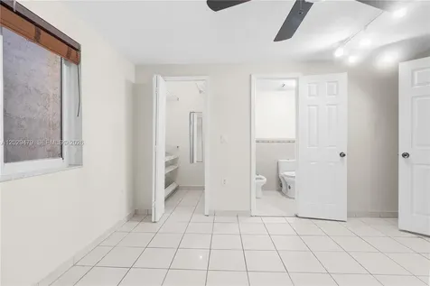 9 E 4th Street Hialeah FL 33010