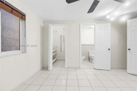 9 E 4th Street Hialeah FL 33010