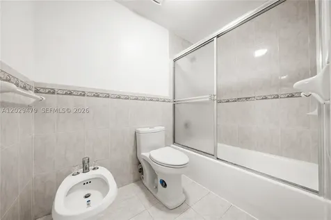 9 E 4th Street Hialeah FL 33010