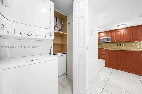 9 E 4th Street Hialeah FL 33010