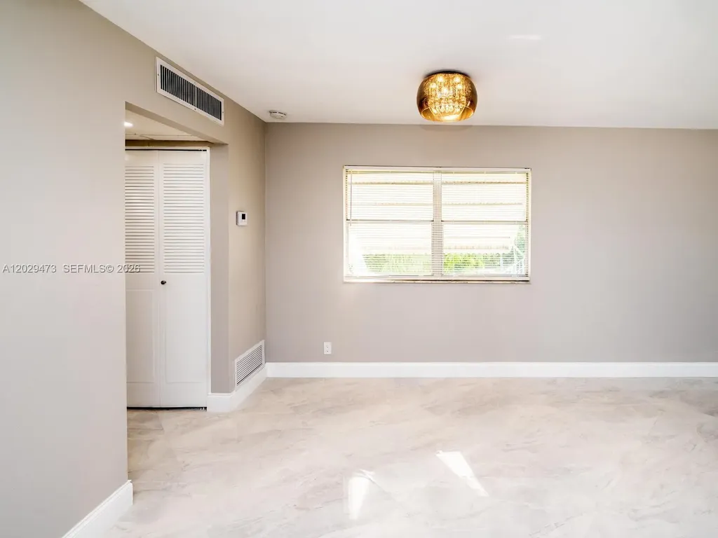 718 Brittany O Delray Beach FL 33446