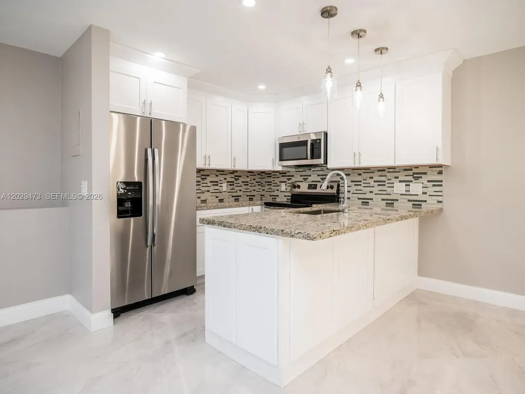718 Brittany O Delray Beach FL 33446