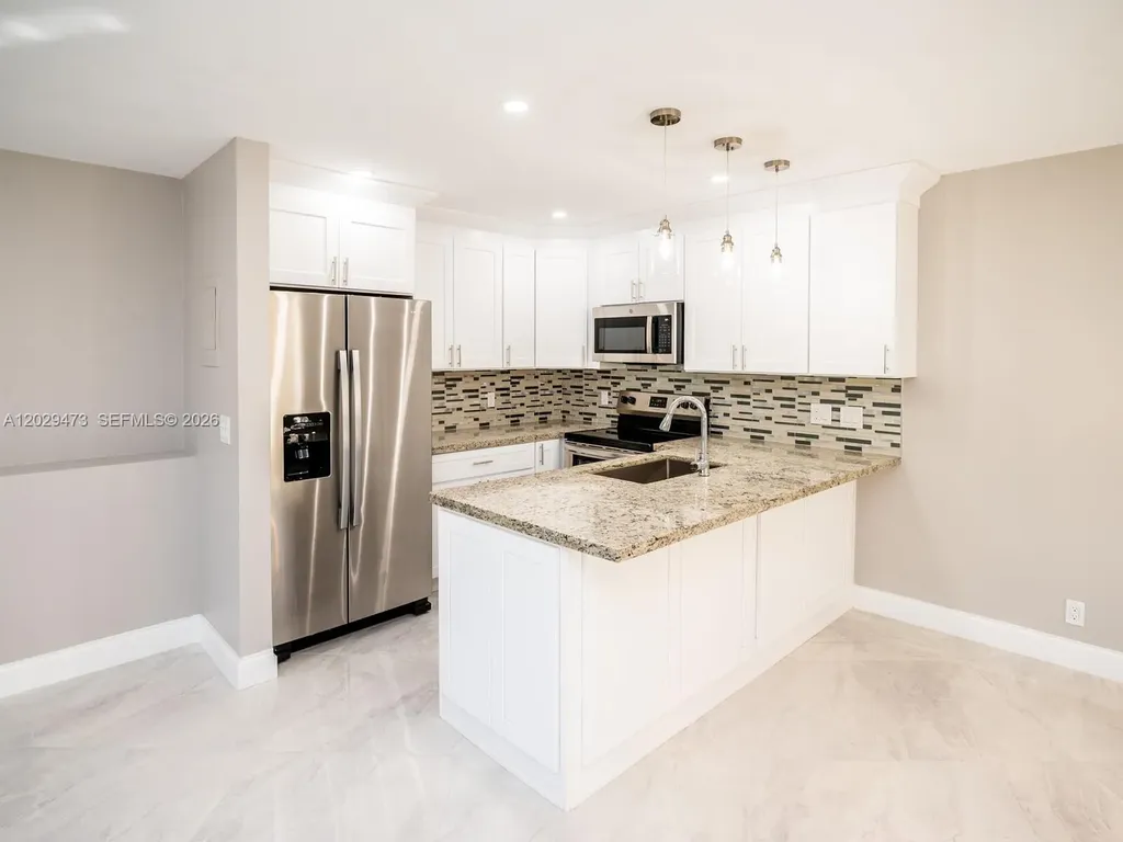 718 Brittany O Delray Beach FL 33446