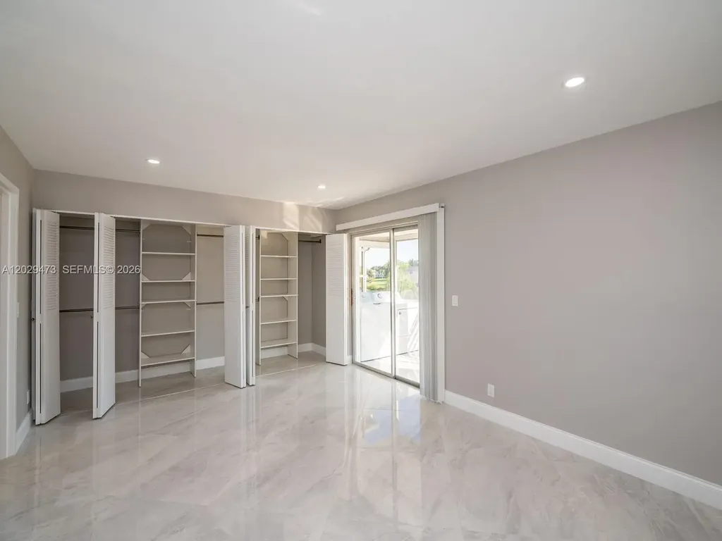 718 Brittany O Delray Beach FL 33446