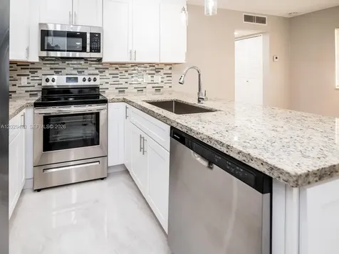 718 Brittany O Delray Beach FL 33446