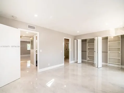 718 Brittany O Delray Beach FL 33446