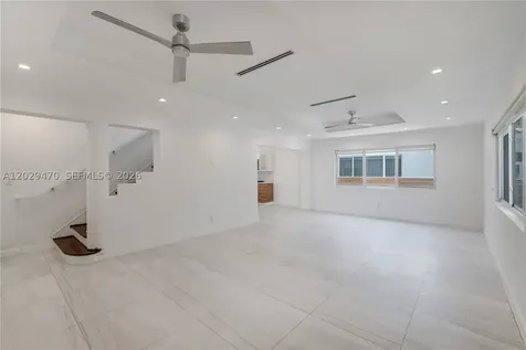 550 W 49th Street Miami Beach FL 33140