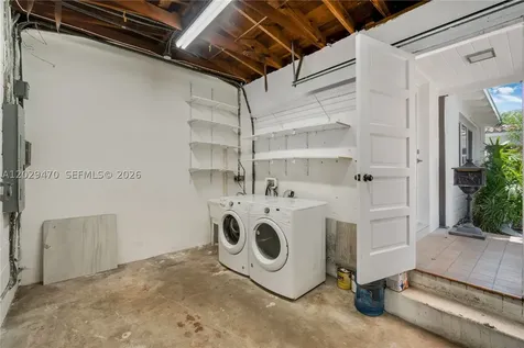 550 W 49th Street Miami Beach FL 33140