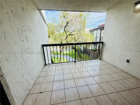 9429 Fontainebleau Boulevard Miami FL 33172
