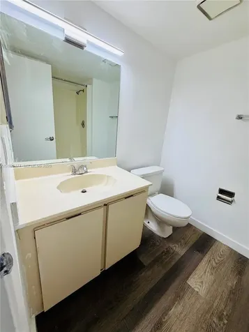 9429 Fontainebleau Boulevard Miami FL 33172