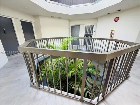 9429 Fontainebleau Boulevard Miami FL 33172