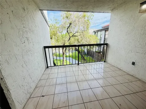 9429 Fontainebleau Boulevard Miami FL 33172