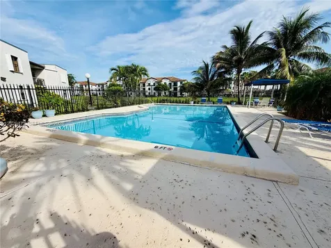 9429 Fontainebleau Boulevard Miami FL 33172