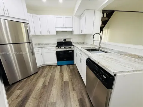 9429 Fontainebleau Boulevard Miami FL 33172