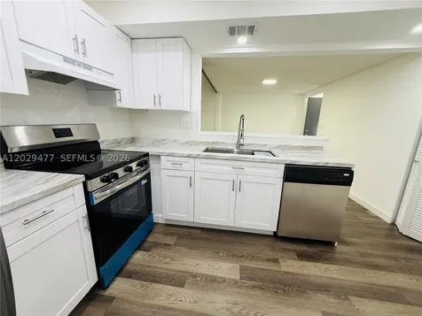 9429 Fontainebleau Boulevard Miami FL 33172