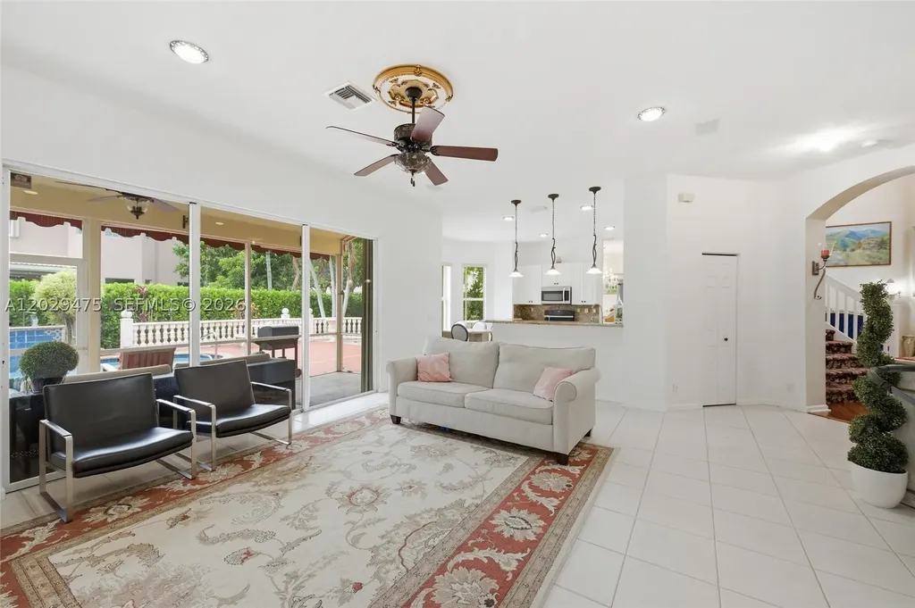 4909 NW 115th Way Coral Springs FL 33076