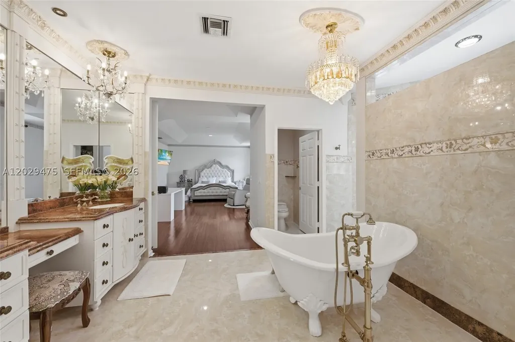 4909 NW 115th Way Coral Springs FL 33076