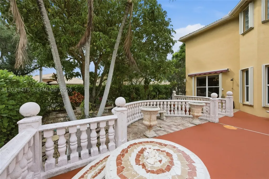 4909 NW 115th Way Coral Springs FL 33076