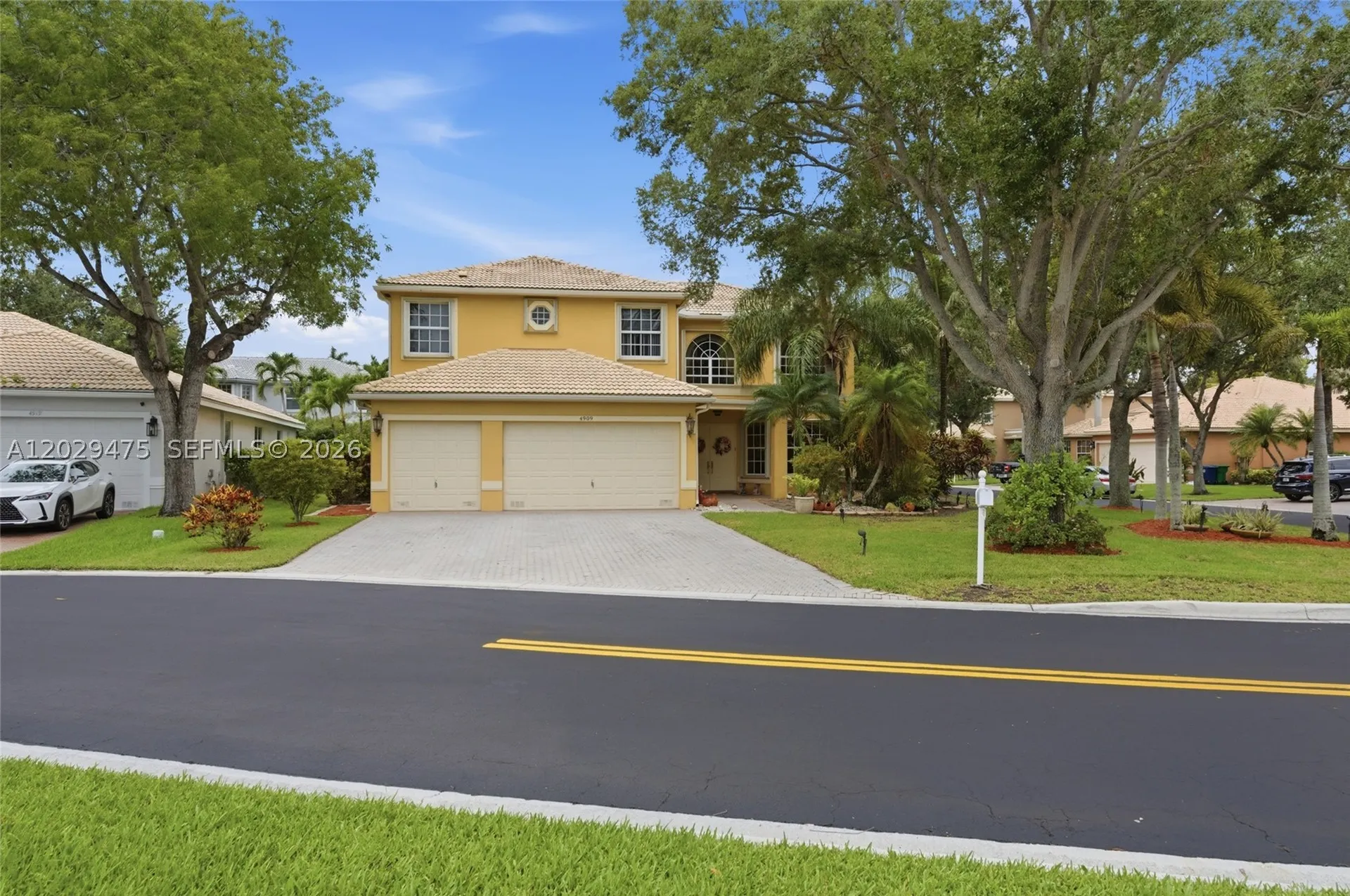 4909 NW 115th Way Coral Springs FL 33076