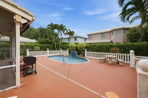 4909 NW 115th Way Coral Springs FL 33076