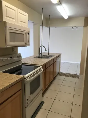 7081 Environ Boulevard Lauderhill FL 33319