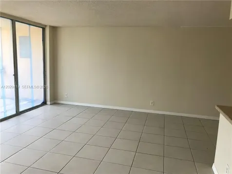 7081 Environ Boulevard Lauderhill FL 33319