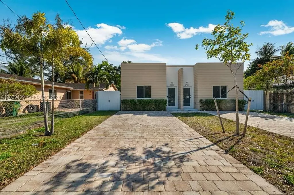 2938 NW 27th Street Miami FL 33142