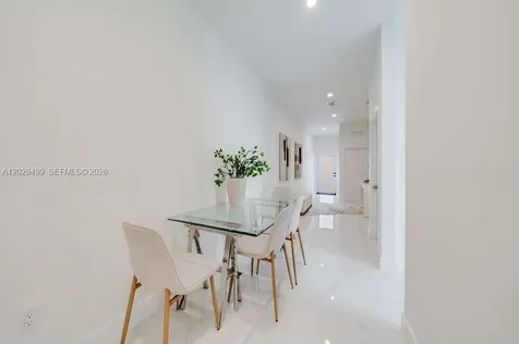 2938 NW 27th Street Miami FL 33142