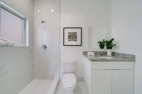 2938 NW 27th Street Miami FL 33142