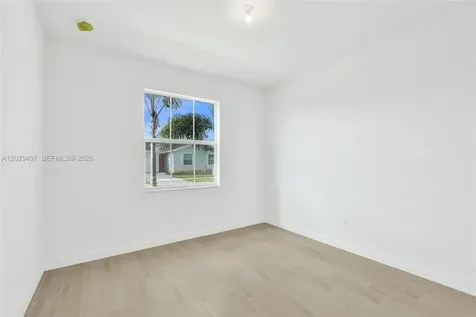 3742 Harborside Avenue Fort Pierce FL 34946