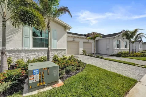 3742 Harborside Avenue Fort Pierce FL 34946
