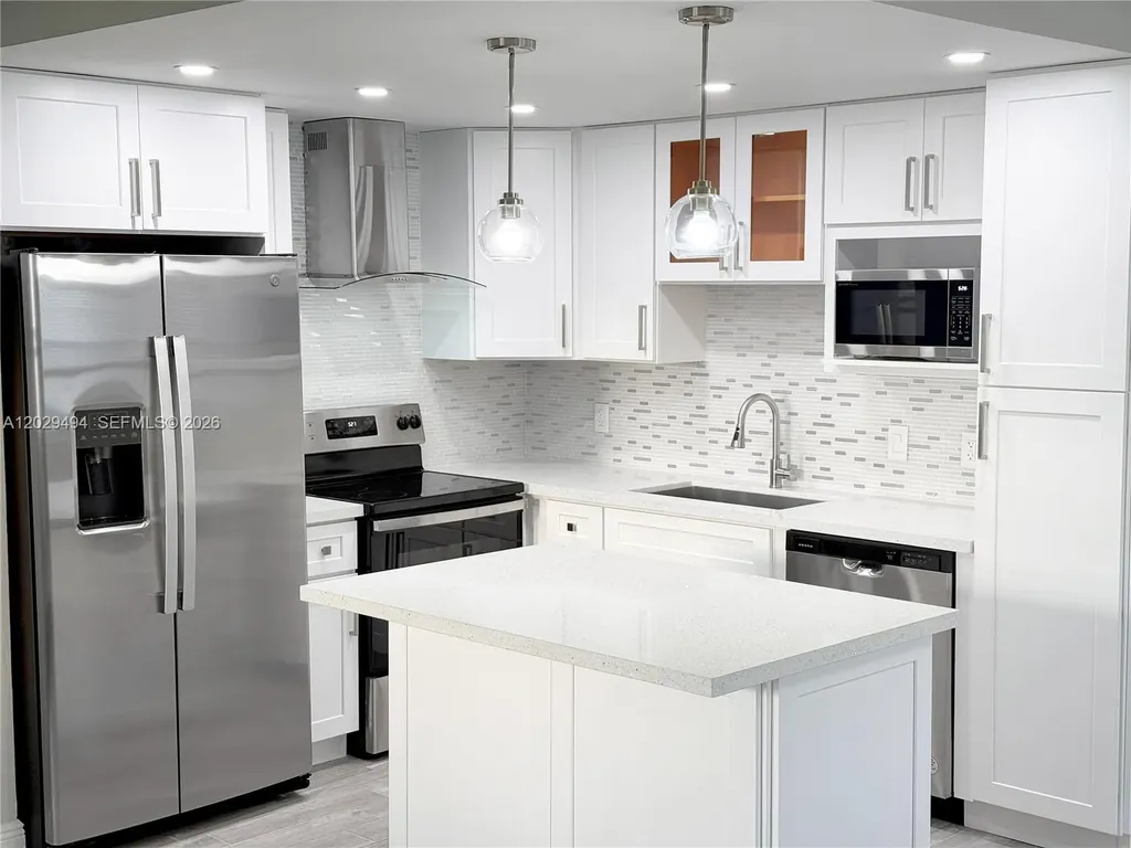 159 Brittany D Delray Beach FL 33446
