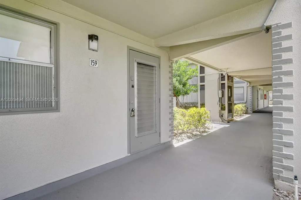 159 Brittany D Delray Beach FL 33446